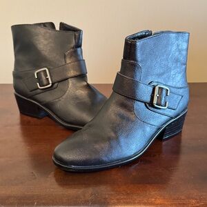 A2 By Aerosoles Black Buckle Ankle Booties